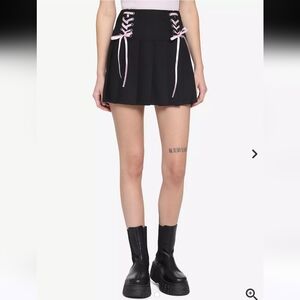 Hot Topic Black And Pink Medium Pleated Lace-Up Skirt
